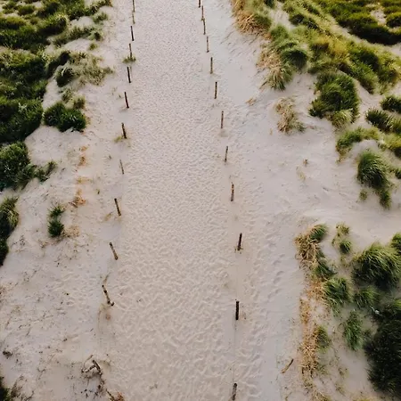 De Jacobsschelp With Parking Apartment *