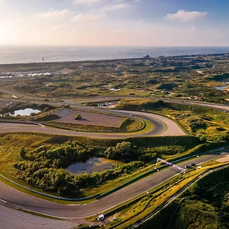 Apartment De Jacobsschelp With Parking