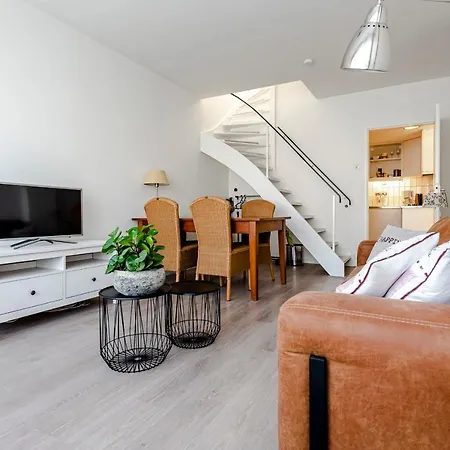 Apartment De Jacobsschelp With Parking *