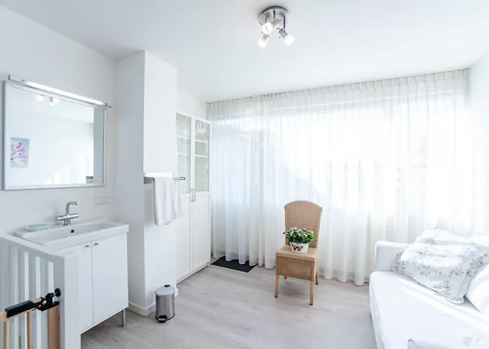 Apartment De Jacobsschelp With Parking Zandvoort