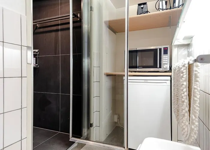 De Jacobsschelp With Parking *