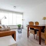 De Jacobsschelp With Parking Appartement *